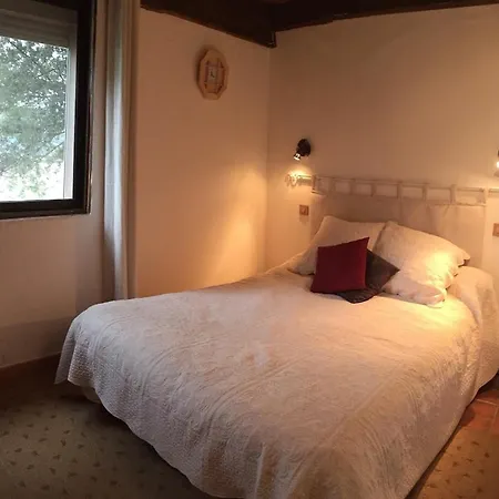 Le Castellas - En Pleine Nature 度假居 Montmirat