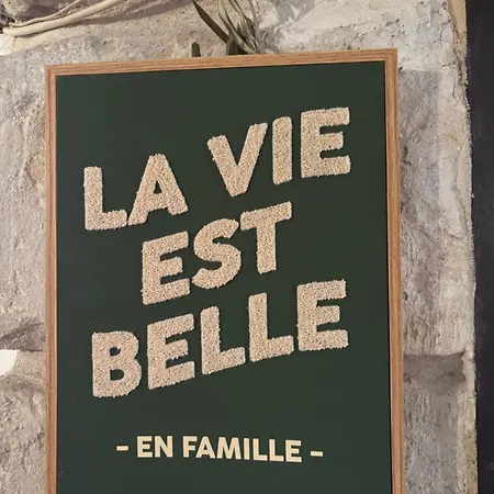 Le Castellas - En Pleine Nature